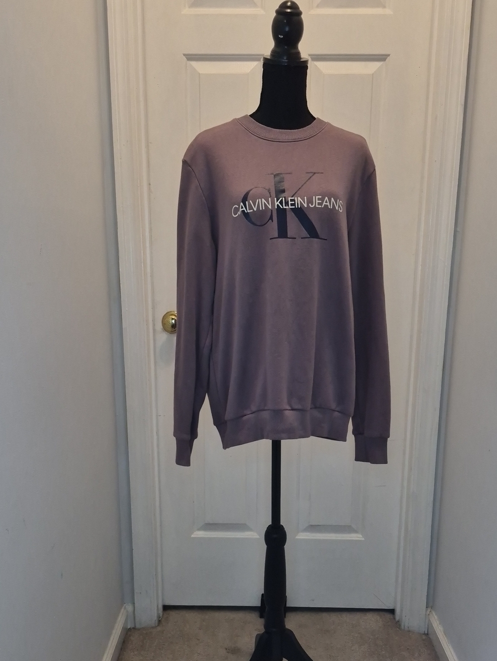 T3- Calvin Klein Jeans Dusty Mauve Logo Sweatshirt - sz M